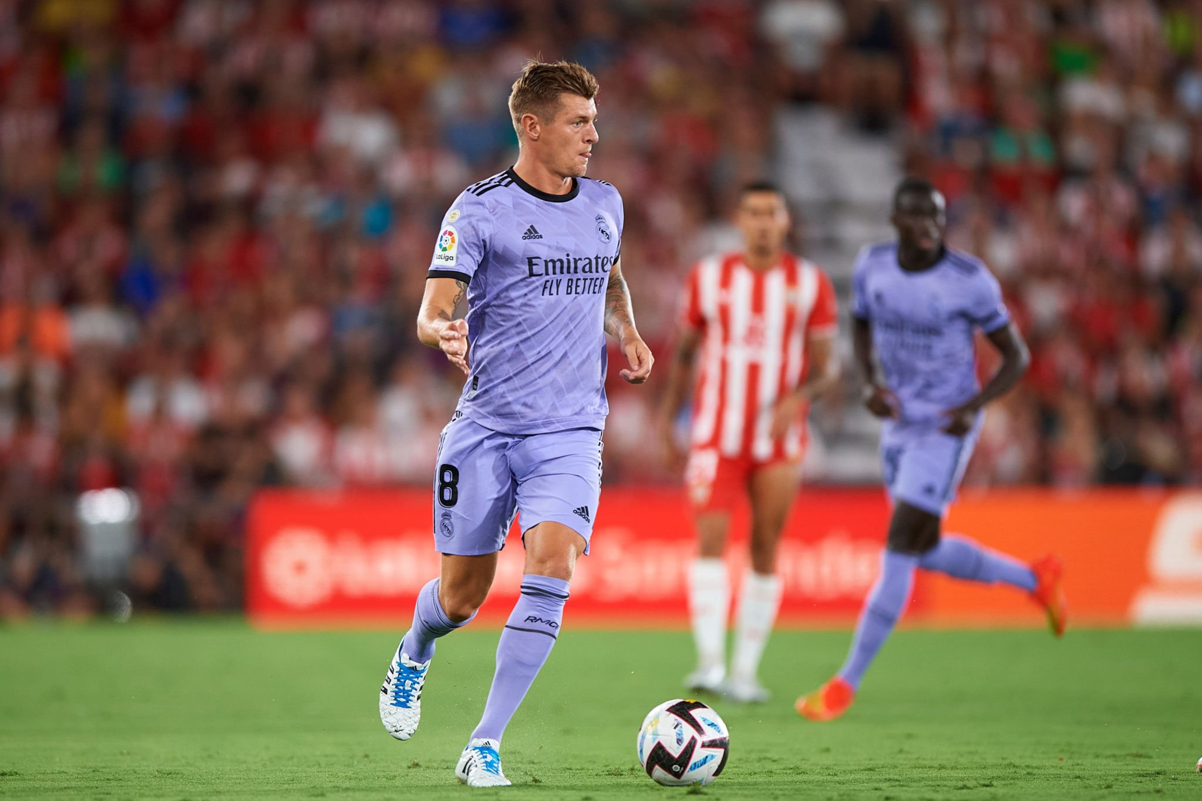 关于西甲倒计时，阿森纳赛后防线松动，细节引发关注，气氛紧张，训练强度明显提升的信息