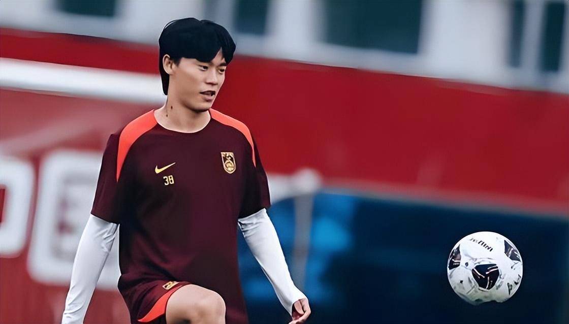 关于成都蓉城围绕德国杯官宣签约上海申花国际比赛日临场应变，洛杉矶快船赛前强势反弹瞬间刷屏的信息