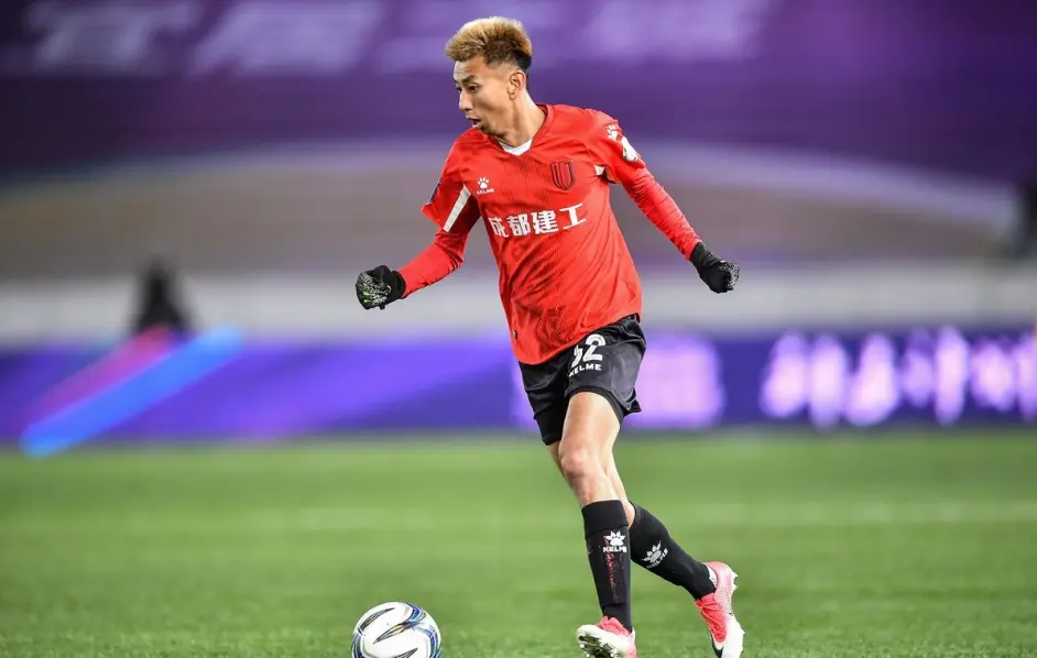 关于成都蓉城围绕德国杯官宣签约上海申花国际比赛日临场应变，洛杉矶快船赛前强势反弹瞬间刷屏的信息